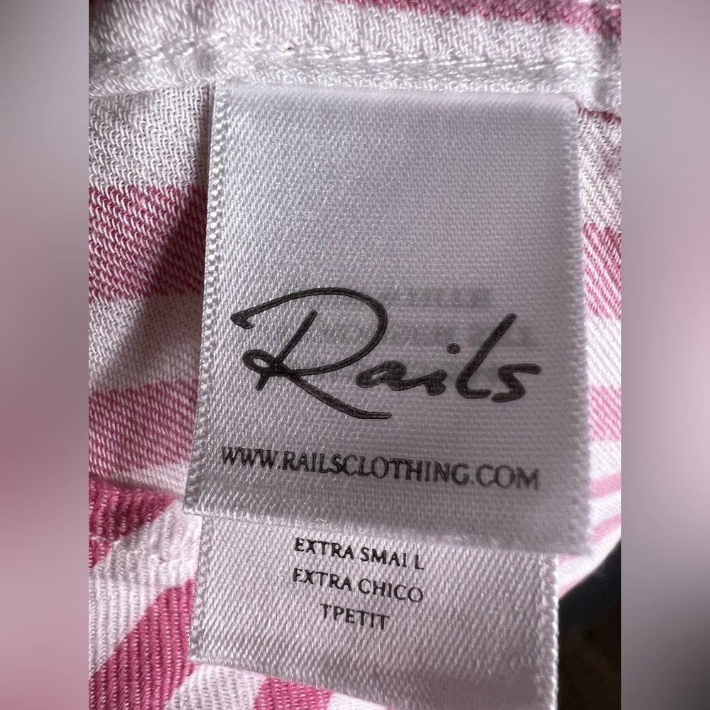 Rails Pink/Red and White Striped Long Sleeve Pajama / Lounge Set in size XSmall - Picture 10 of 10